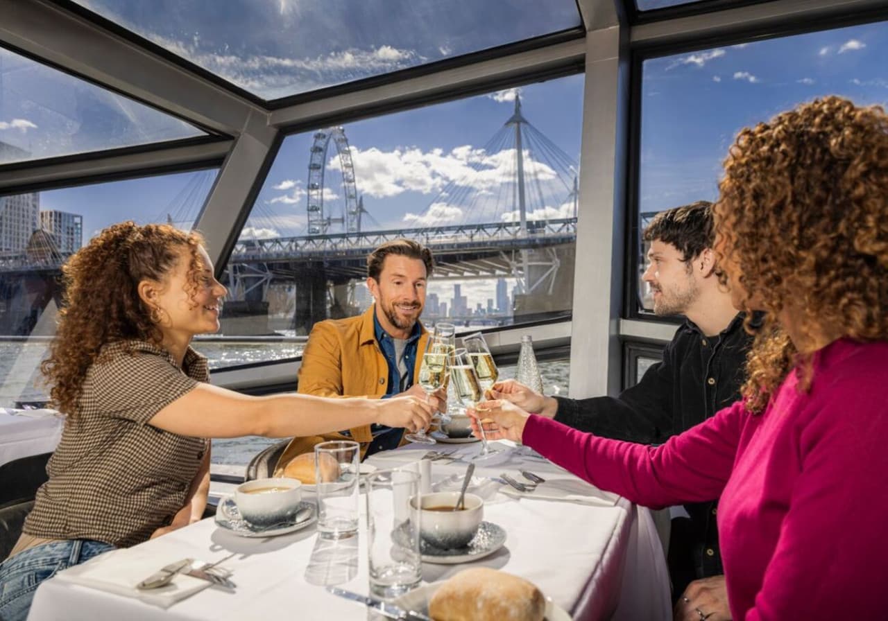 London Day Dining Cruise on the River Thames by City Cruises - image 4